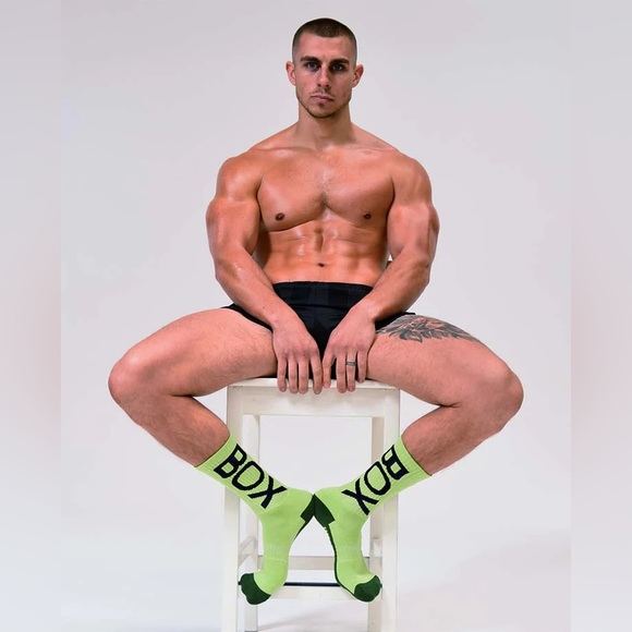 BOX MENSWEAR SPORTS SOCKS - FLUORESCENT FORCE ONE NWT - Picture 3 of 3